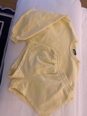 Daily Drills Lemonade Sweatshort set
